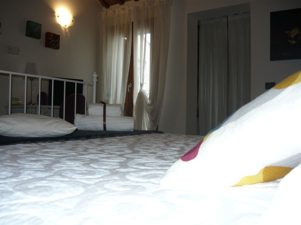 L'Ippogrifo Apartment Феррара Экстерьер фото